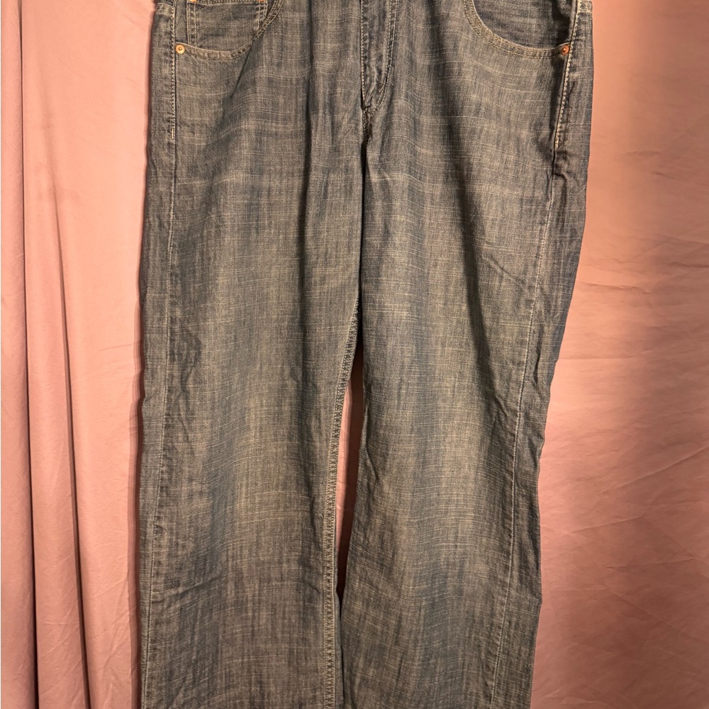 Levi's Relaxed Fit Blue Jeans for Men